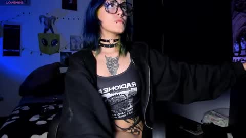 kattx   independent model online show from January 2026 03:20:01 AM