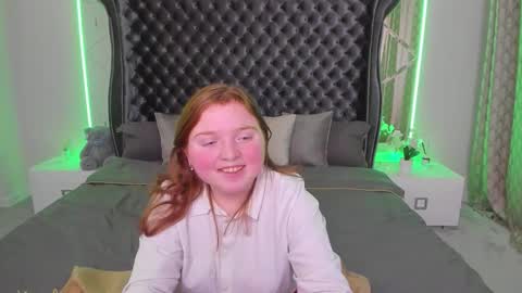 Katty online show from November 2025 11:01:02 AM