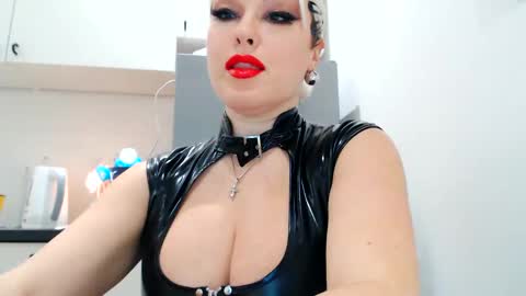 KatuhaX online show from January 2025 09:29:02 PM