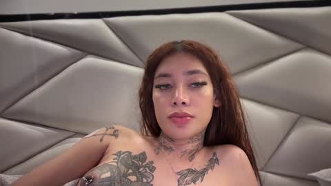 Snapshot of katy_monrroy chatting on January 2025 05:48:02 AM Emily online show from January 2025 05:48:02 AM
