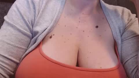 Katy online show from December 2024 07:16:01 PM