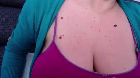 Katy online show from February 2025 09:24:02 AM