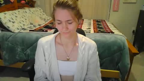 Katy online show from February 2025 05:16:01 AM