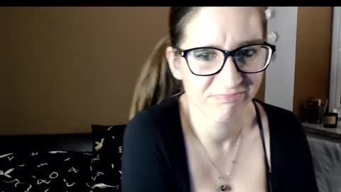 Snapshot of kayalips chatting on December 2024 12:19:02 AM KayaLips online show from December 2024 12:19:02 AM