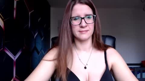 Snapshot of kayalips chatting on December 2024 08:19:02 AM KayaLips online show from December 2024 08:19:02 AM