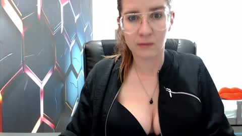 Snapshot of kayalips chatting on January 2025 04:41:01 PM KayaLips online show from January 2025 04:41:01 PM