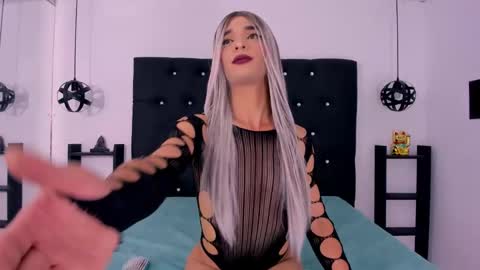 Cattleya stone online show from January 2025 06:14:01 AM