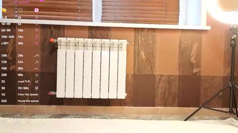 kaycee__ online show from October 2025 06:10:01 AM