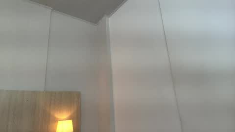 Snapshot of kayla_roux chatting on May 2026 11:26:01 AM Kayla online show from May 2026 11:26:01 AM