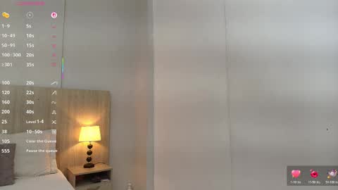 Snapshot of kayla_roux chatting on May 2026 11:29:01 AM Kayla online show from May 2026 11:29:01 AM