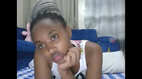 kaylar online show from November 2025 11:40:01 PM