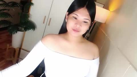 Y O U R        F U T U R E       K A Y L E E  online show from January 2026 06:26:01 AM