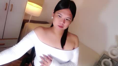 Snapshot of kayleepinay chatting on May 2026 06:59:01 PM Y O U R F U T U R E K A Y L E E online show from May 2026 06:59:01 PM