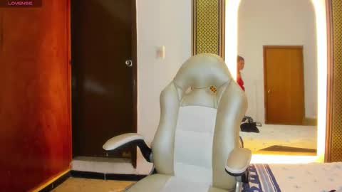 Snapshot of kaylemorris chatting on February 2026 03:07:02 AM Kayle online show from February 2026 03:07:02 AM