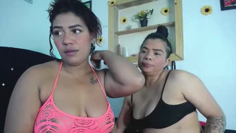 kaylie and dakota  online show from December 2025 01:34:01 AM