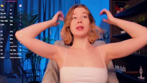 Hi Im Arina 3 online show from October 2025 10:07:01 PM