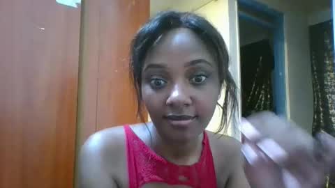 Snapshot of kayme96 chatting on October 2025 09:59:01 AM kitty online show from October 2025 09:59:01 AM