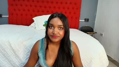Snapshot of kayna_gomez chatting on December 2024 10:47:01 PM Kayna online show from December 2024 10:47:01 PM
