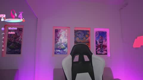 Snapshot of kayraowen chatting on November 2025 11:54:01 AM Kayra online show from November 2025 11:54:01 AM