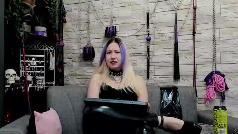 Miss Kazia online show from January 2026 01:09:01 AM