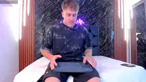 Keane online show from September 2025 12:05:02 PM