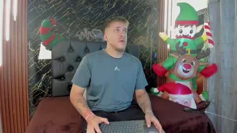 Keane online show from December 2025 12:25:02 PM