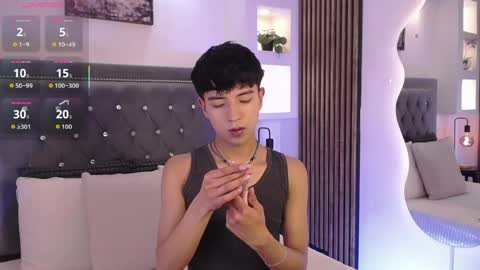 Snapshot of keen_nico chatting on April 2026 01:06:01 PM nico online show from April 2026 01:06:01 PM