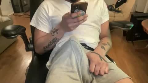 Snapshot of keesey23 chatting on March 2026 02:39:01 AM Keesey23 online show from March 2026 02:39:01 AM