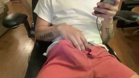 Snapshot of keesey23 chatting on March 2026 12:17:01 AM Keesey23 online show from March 2026 12:17:01 AM