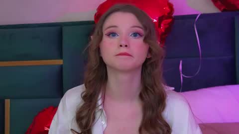 Keira online show from February 2026 08:02:02 AM