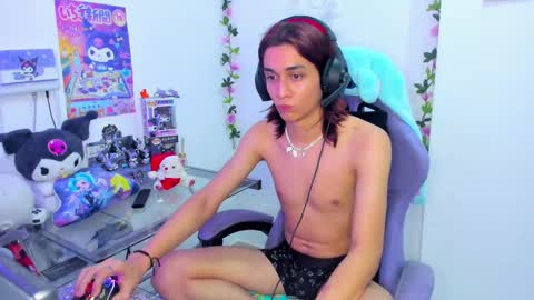 Snapshot of keita_moon chatting on December 2024 03:13:02 AM Keita moon online show from December 2024 03:13:02 AM