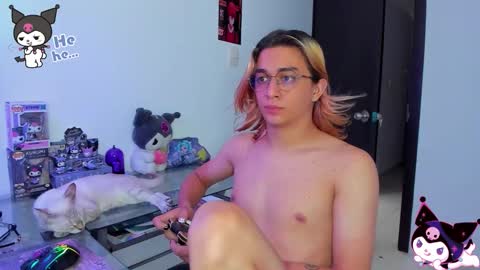 Snapshot of keita_moon chatting on October 2025 04:17:01 PM Keita moon online show from October 2025 04:17:01 PM