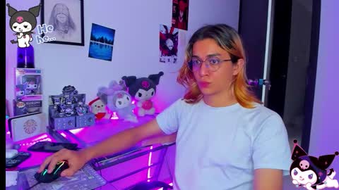 Snapshot of keita_moon chatting on December 2025 04:24:02 PM Keita moon online show from December 2025 04:24:02 PM