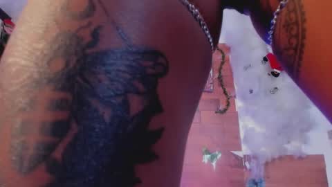 kelly__thomson online show from December 2024 08:39:01 PM