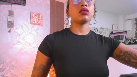 kelly__thomson online show from September 2025 11:16:01 PM