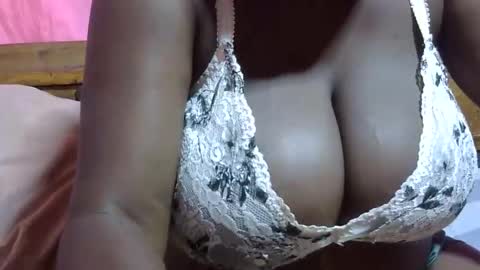 kelly_jones9 online show from March 2026 09:12:01 PM