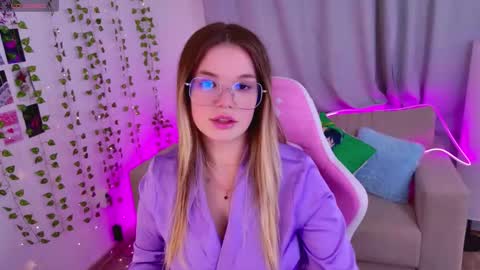 Kelly online show from February 2026 12:19:01 PM