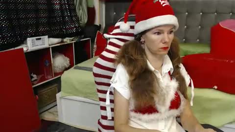 kelly online show from December 2025 11:10:02 PM