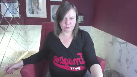 Kelly online show from October 2025 05:30:01 AM