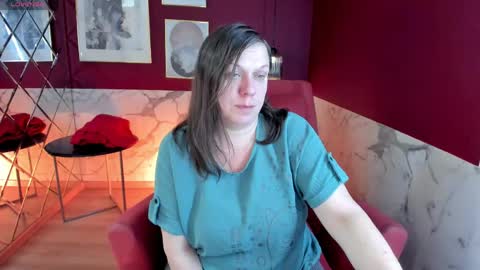 Kelly online show from May 2026 05:49:01 AM