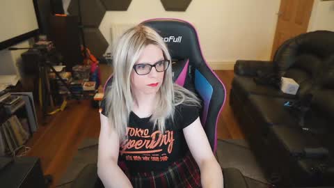 Snapshot of kelseycobalt chatting on December 2024 09:48:01 PM kelseycobalt online show from December 2024 09:48:01 PM
