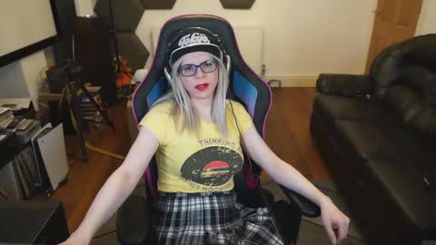 Snapshot of kelseycobalt chatting on February 2025 08:22:01 PM kelseycobalt online show from February 2025 08:22:01 PM