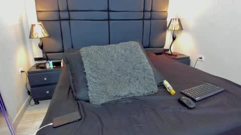 Snapshot of ken_smith01 chatting on January 2025 03:18:01 AM Ken Smith online show from January 2025 03:18:01 AM