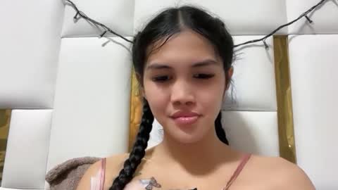 kendal_06 online show from November 2025 07:47:01 AM