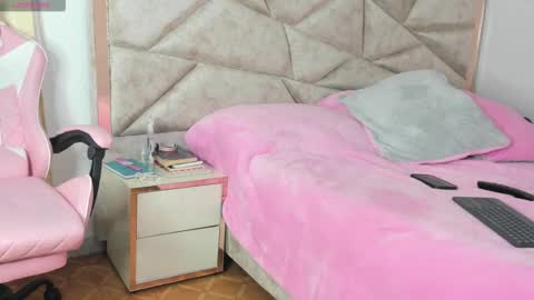 Snapshot of kendal_hot1 chatting on October 2025 10:55:01 AM Aleja3 online show from October 2025 10:55:01 AM