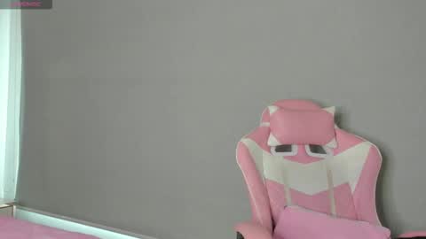 Aleja3 online show from November 2025 05:52:01 PM