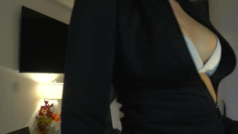 Andrea online show from October 2025 11:16:01 PM