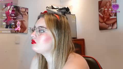 kendall online show from February 2025 05:52:01 AM