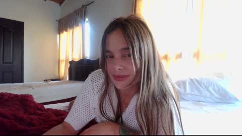 kendall online show from February 2025 07:31:02 PM