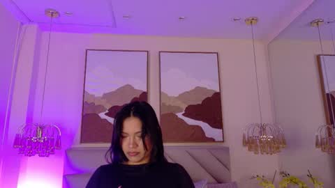 Kendal online show from November 2025 01:46:01 PM